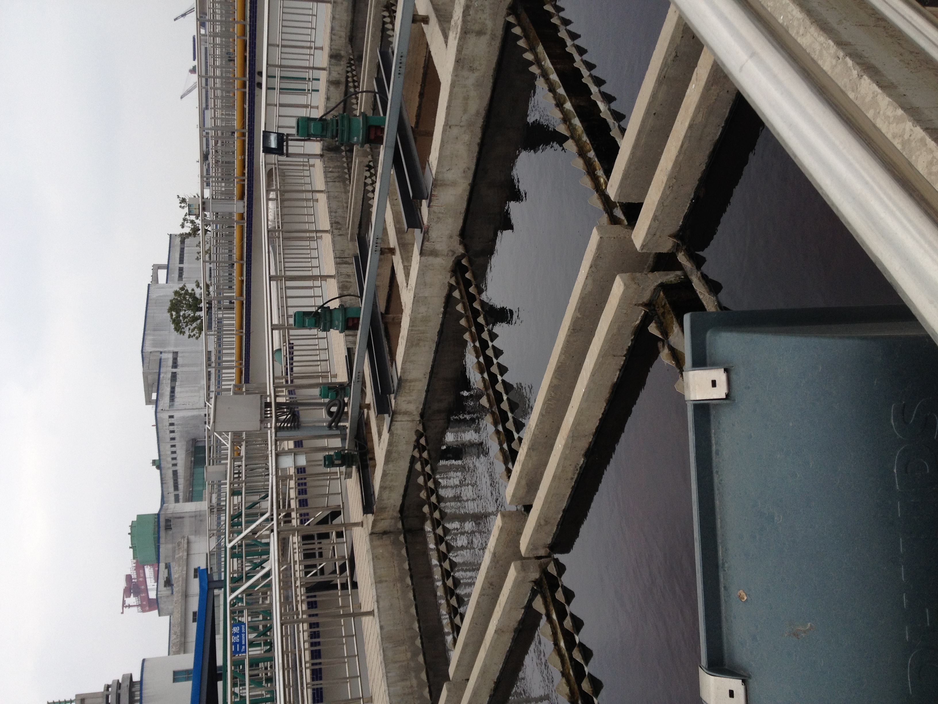 扬子江药业-污泥池2