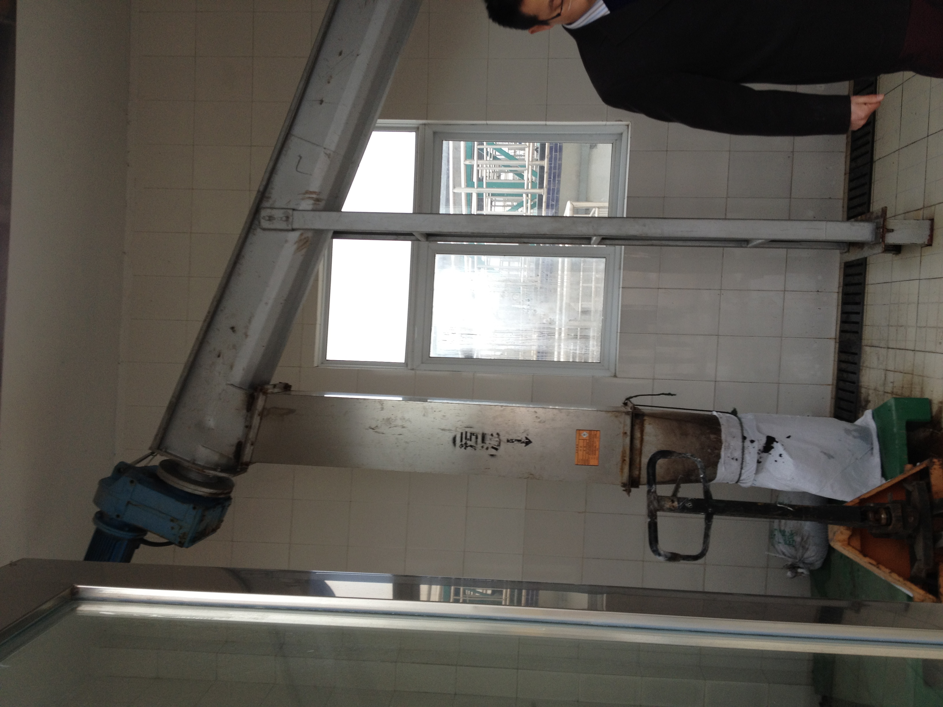 扬子江药业-输送机